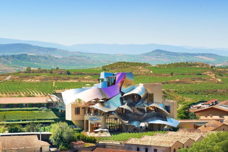 Marques-de-Riscal-ciudad-del-vino-750x500