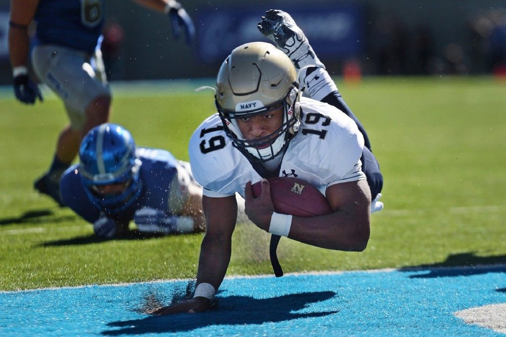 football-american-game-801047-1024x682